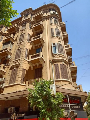 غرفه بوسط البلد بجوار ميدان التحرير شارع يوسف الجندي